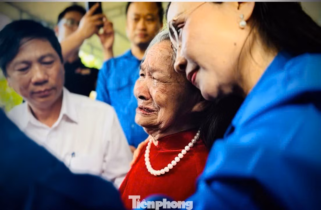 tp-anh-c-trangks.jpg