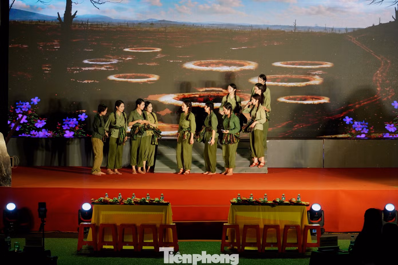tp-anh-dem.jpg