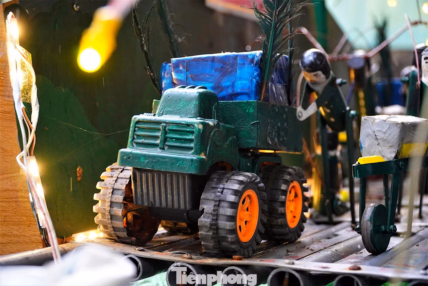 tp-8765489.jpg