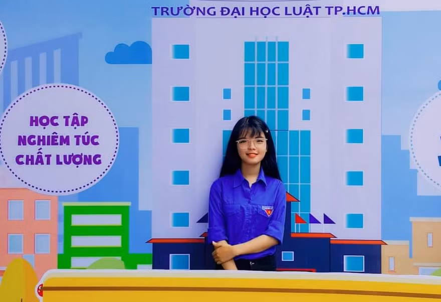 Tuổi trẻ là trải nghiệm và truyền đi “năng lượng tích cực” 