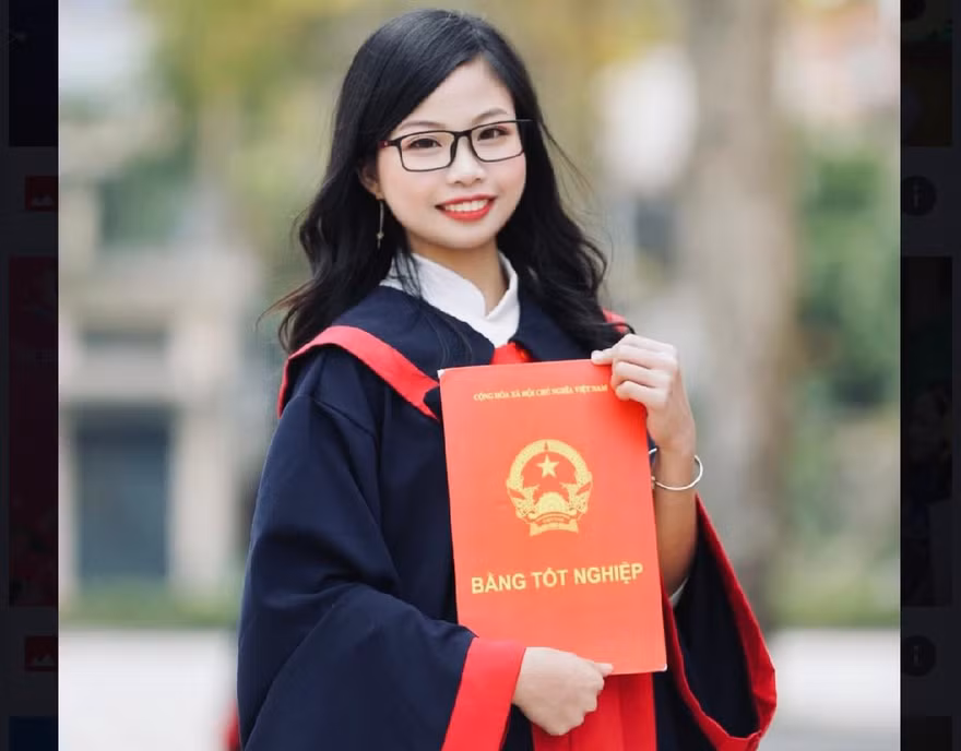Nữ thủ khoa đầu ra ĐH Kinh tế Quốc dân năm 2021: Khi dân chuyên Văn chọn học Kinh tế