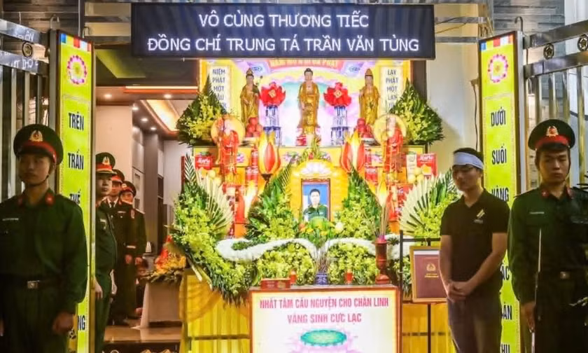 Con trai của Thiếu tá Trần Văn Tùng: 'Bố đâu rồi, sao đêm muộn rồi bố chưa về với con'