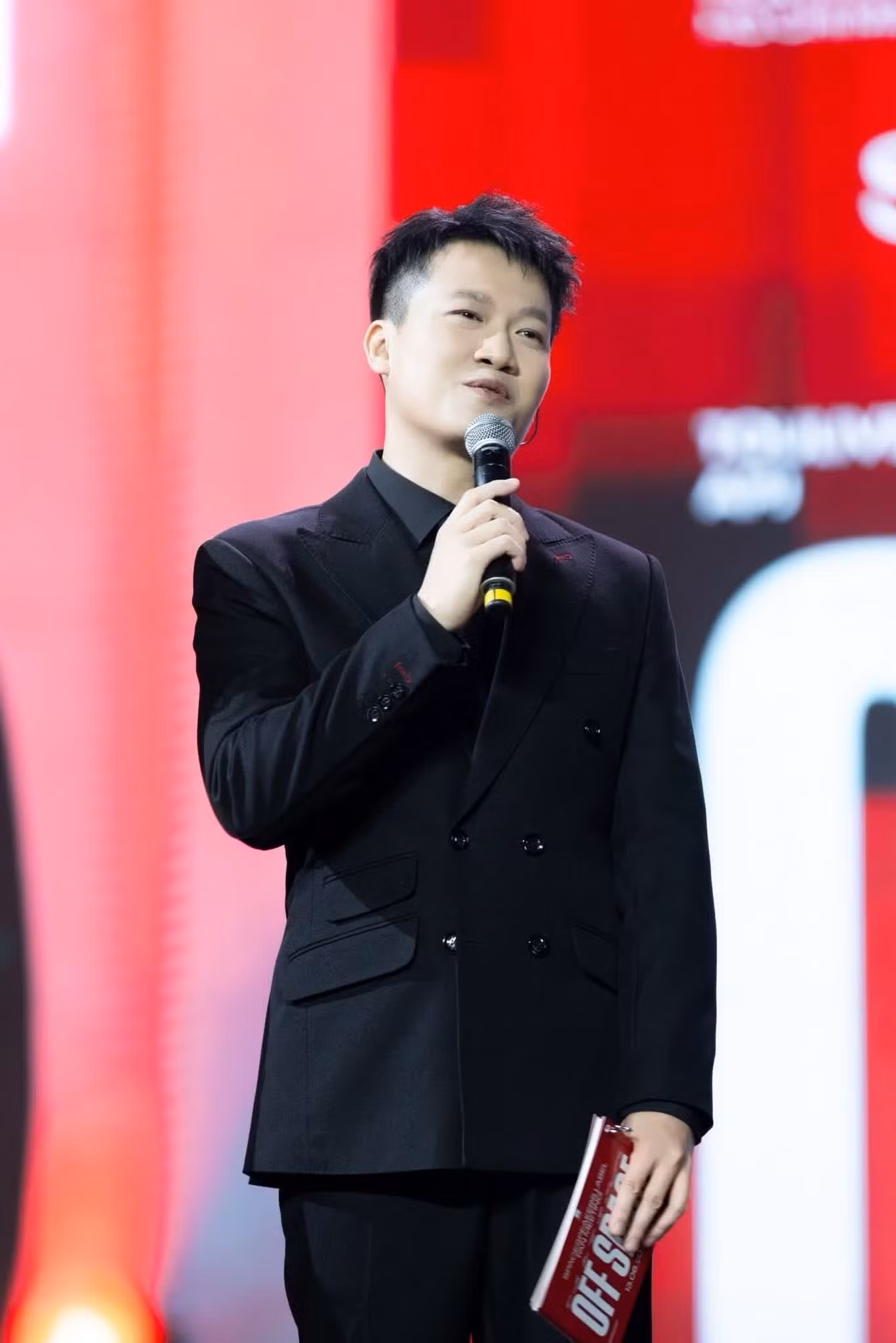 tran-ngoc1.jpg