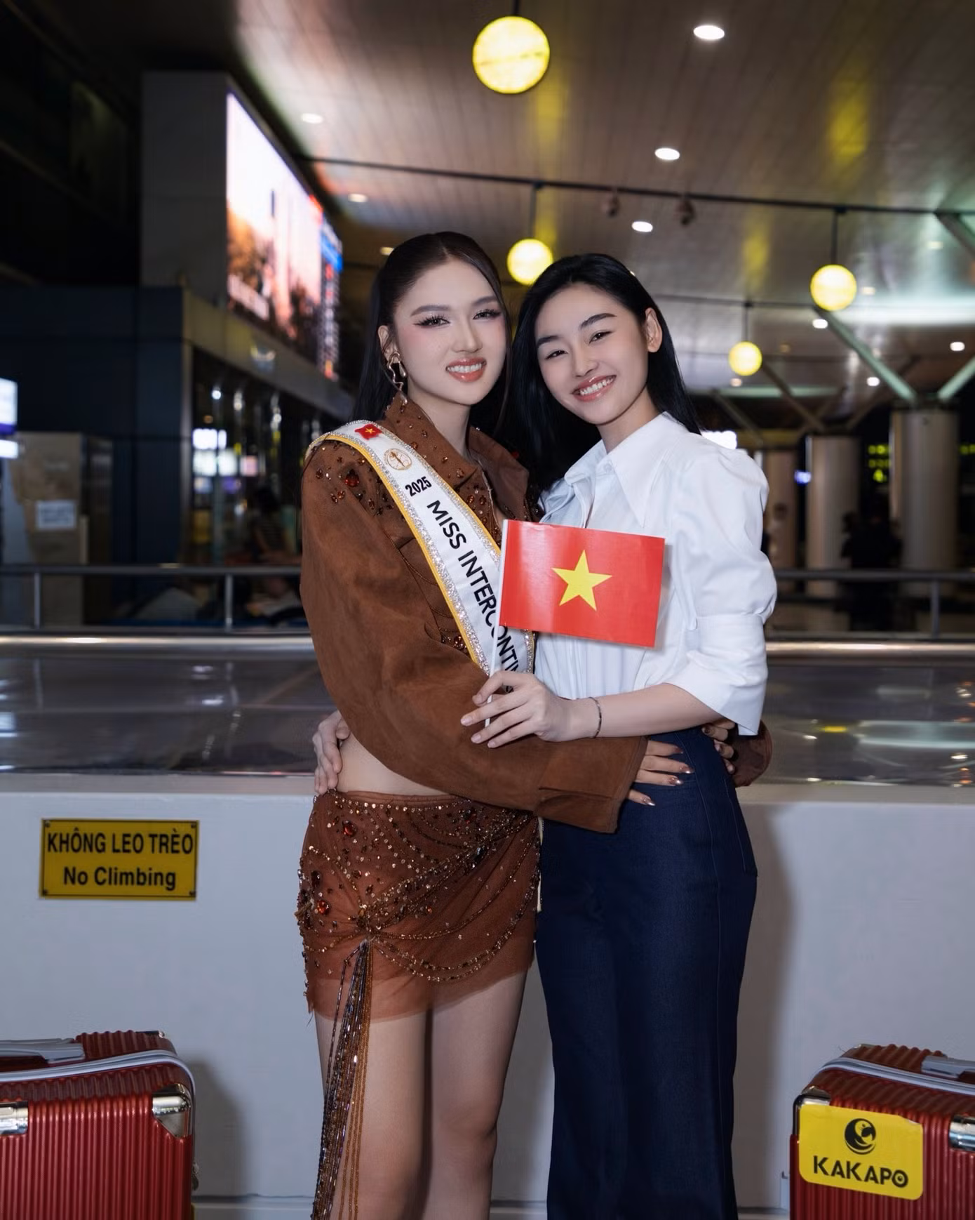 thu-ngan4.jpg