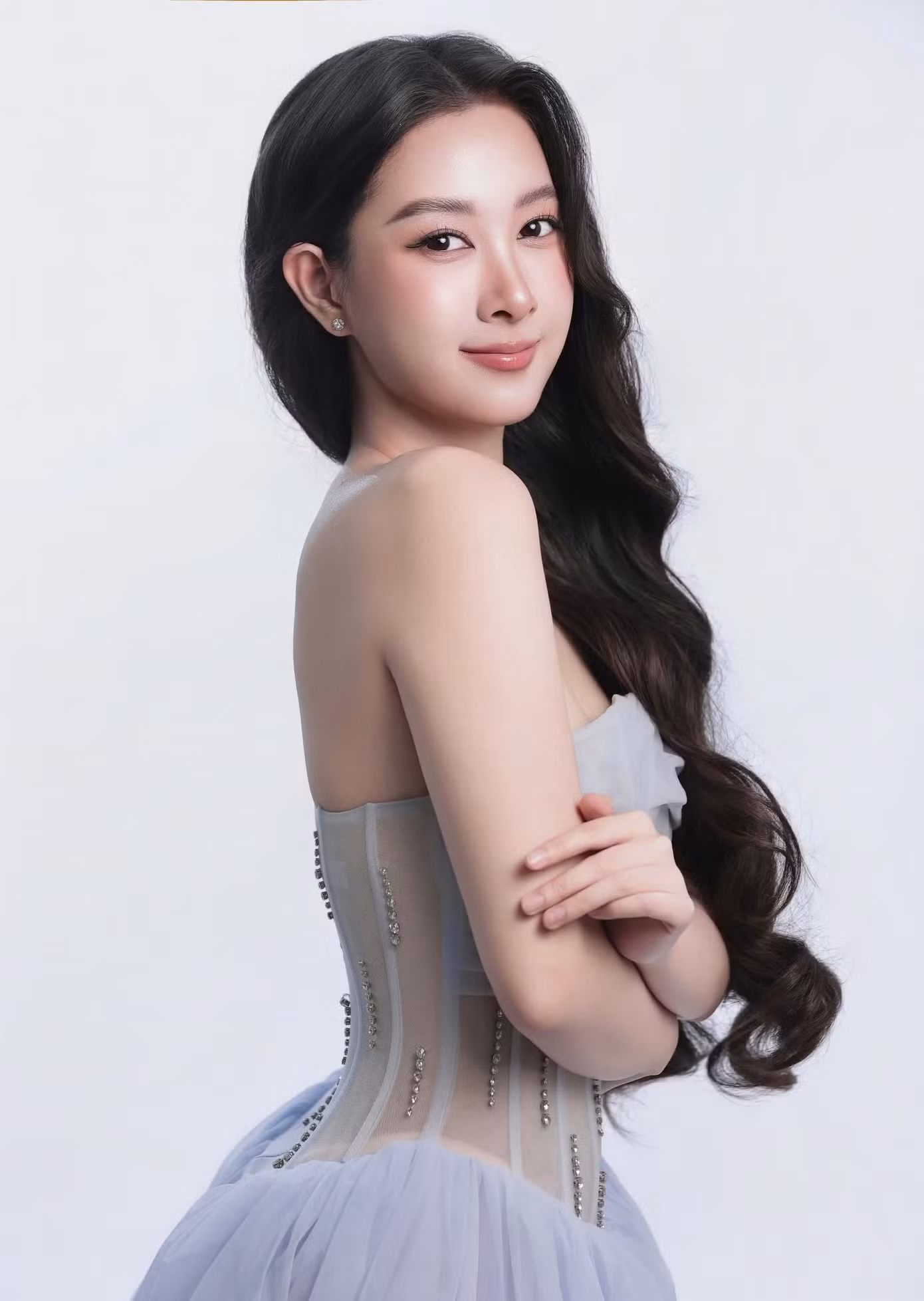 hanh-dung.jpg