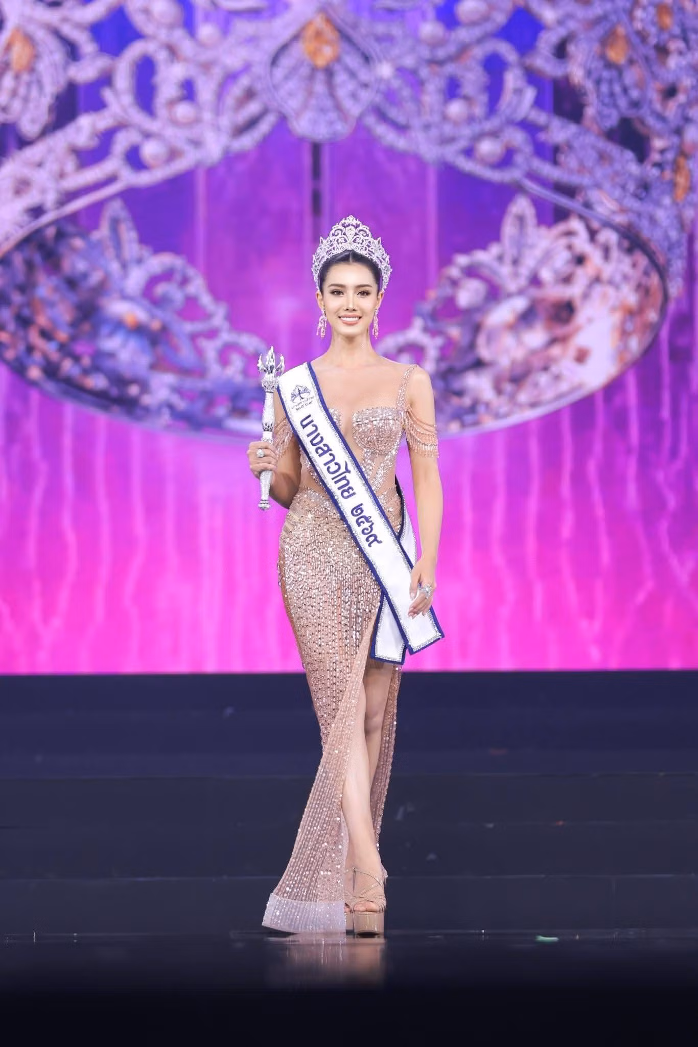 miss-thailand4.jpg