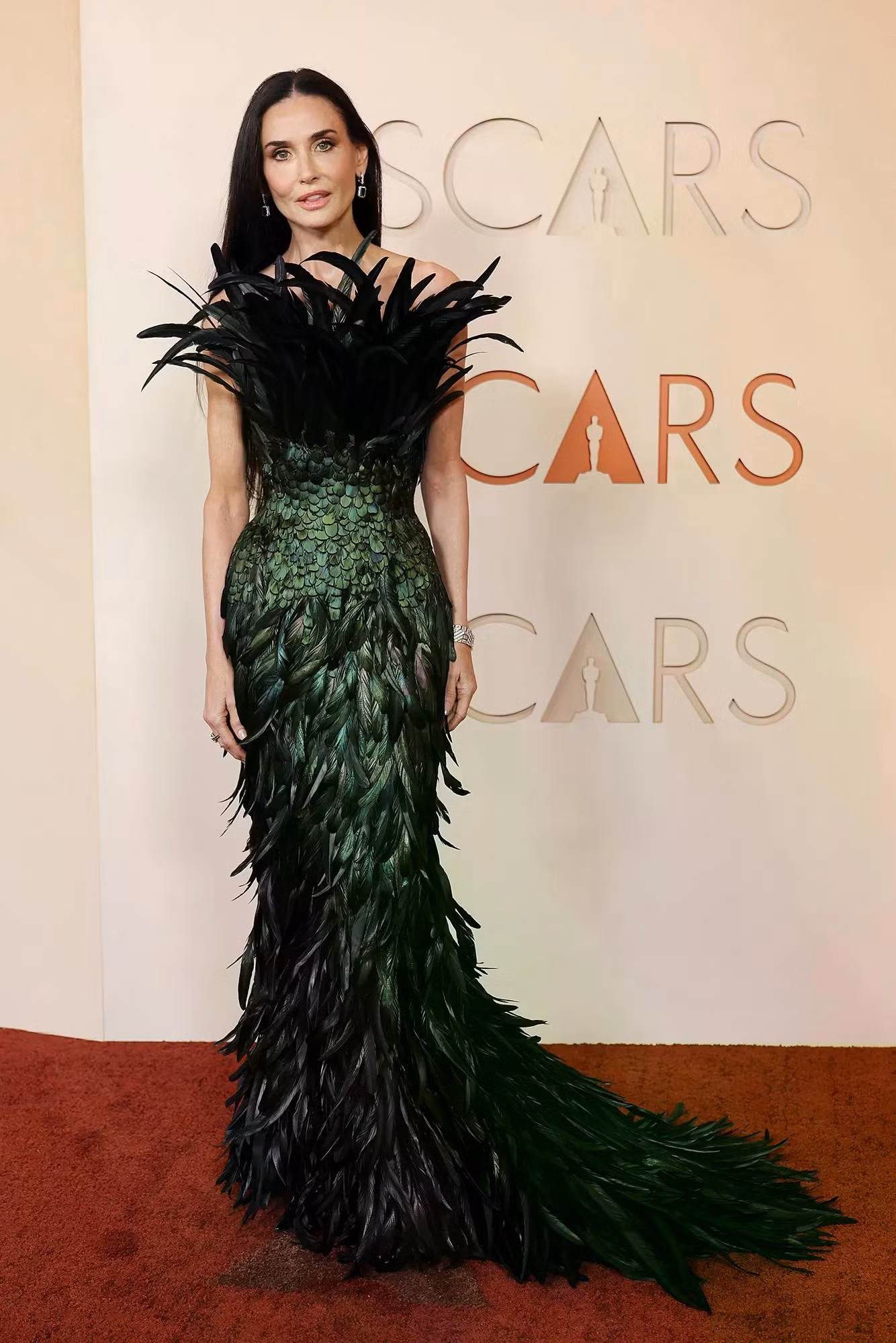 53-oscars26-demimoore.jpg