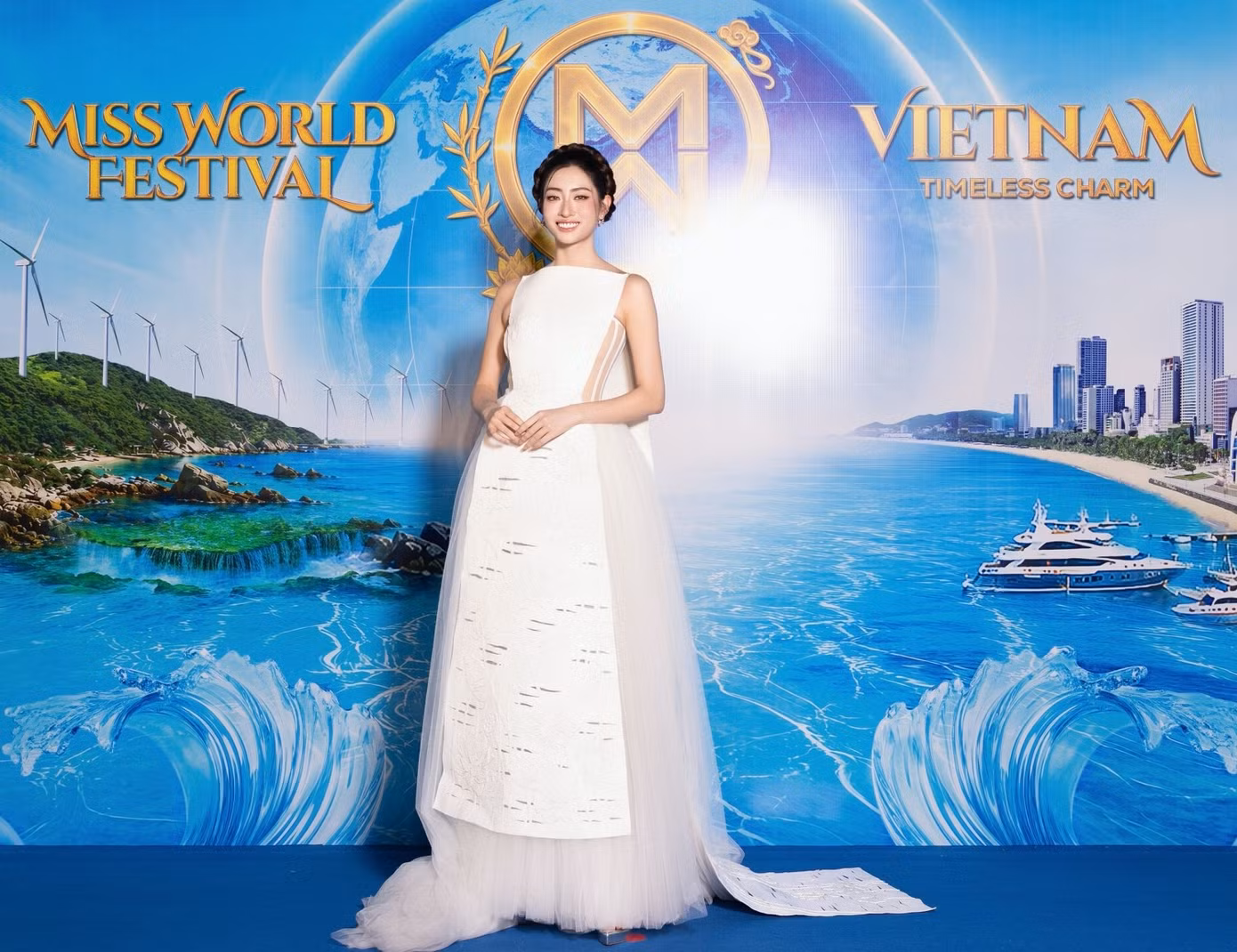 luong-thuy-linh1.jpg