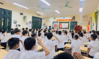 Sau phản ánh về thu tiền quỹ lớp, Trường Tiểu học Hoàn Sơn (thành phố Bắc Ninh) yêu cầu trả lại tiền cho phụ huynh.