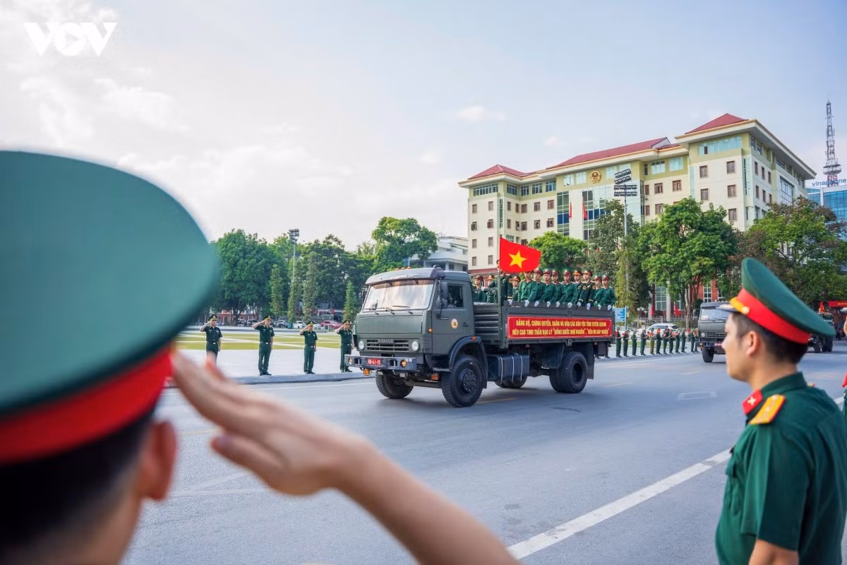 Đợt này, lực lượng tìm kiếm, quy tập đã tìm thấy 93 hài cốt liệt sĩ, gồm 18 hài cốt liệt sĩ đơn và 6 mộ tập thể với 75 hài cốt liệt sĩ. Trong không khí trang nghiêm, xúc động, các đại biểu thành kính tưởng nhớ những người lính đã anh dũng hy sinh vì độc lập, tự do của Tổ quốc.