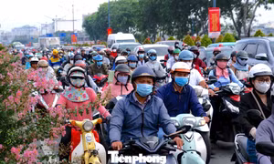 Thi công metro số 2, TPHCM đảo lộn lộ trình nhiều tuyến huyết mạch