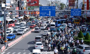 TPHCM ngày đầu sau kỳ nghỉ lễ: Giao thông hướng nội đô tăng chóng mặt