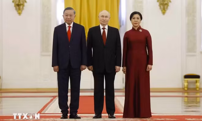 Tổng thống Nga Vladimir Putin chủ trì Lễ đón Tổng Bí thư, Chủ tịch nước Tô Lâm và Phu nhân