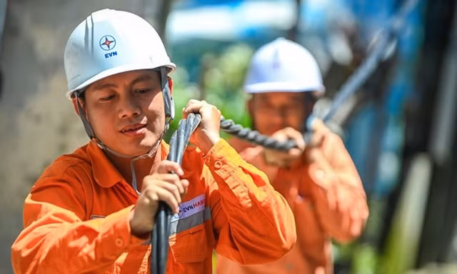 Bộ Công Thương yêu cầu đẩy mạnh tiết kiệm điện