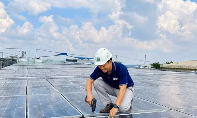 Khơi thông điểm nghẽn nguồn điện, xây dựng nền tảng tiết kiệm năng lượng