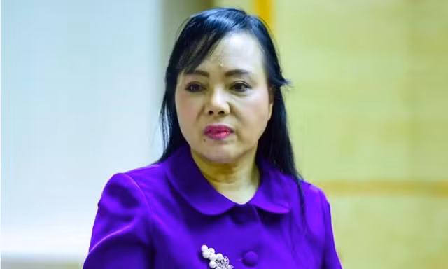 Cựu Bộ trưởng Nguyễn Thị Kim Tiến hầu tòa vào ngày 20/5