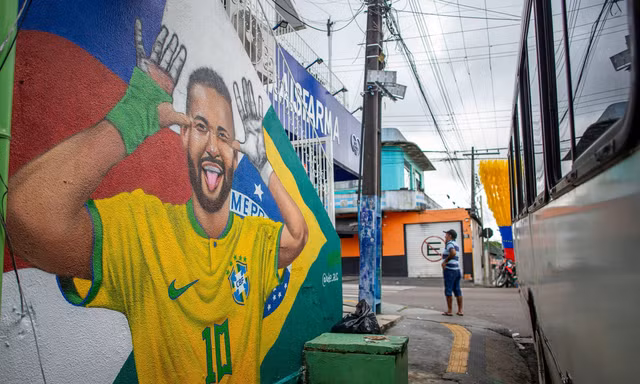 Không khí World Cup tràn ngập ở khu ổ chuột Brazil