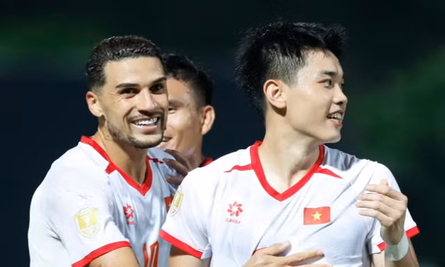Lo cho tuyển Việt Nam trước FIFA ASEAN Cup