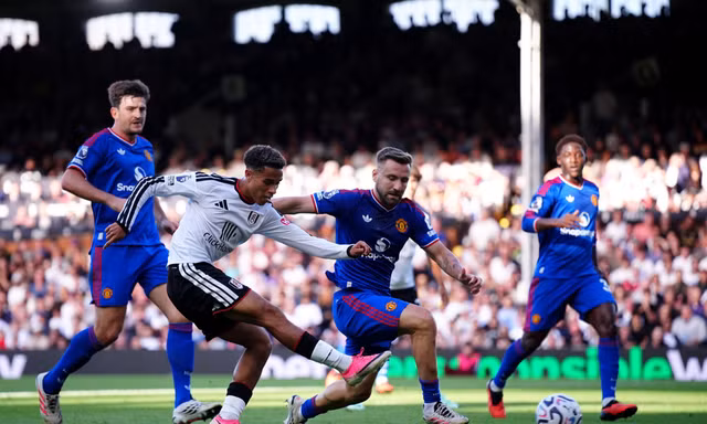 Trực tiếp Fulham vs Man Utd 0-0 (H2): Hiệp 2 bắt đầu