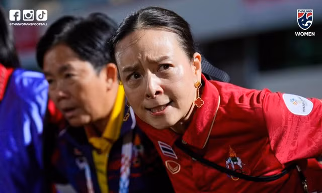 Madam Pang bơm 'doping tiền thưởng' cho Thái Lan trước trận chiến sống còn