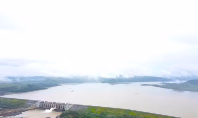 Thuỷ điện Sông Ba Hạ.