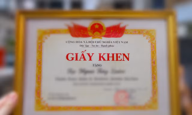 Truy tố đối tượng dùng giấy khen giả 'lập công phá án' để được tòa giảm nhẹ hình phạt