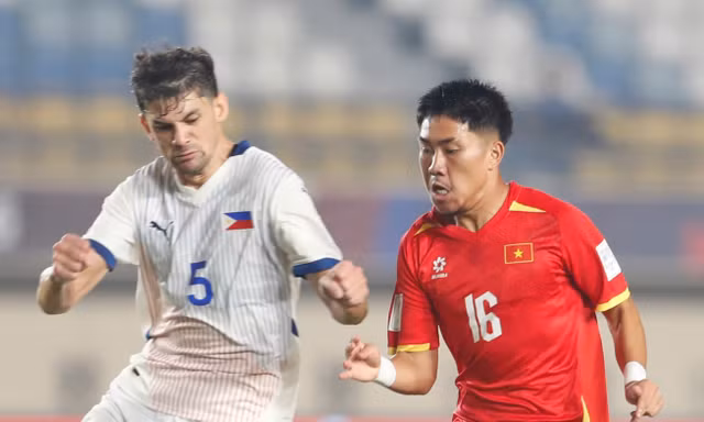 Ngô Đăng Khoa đang 'ngợp' ở tuyển Việt Nam?