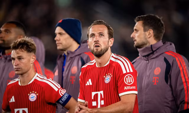 Bayern đánh rơi 3 điểm trong trận đấu điên rồ ở Champions League