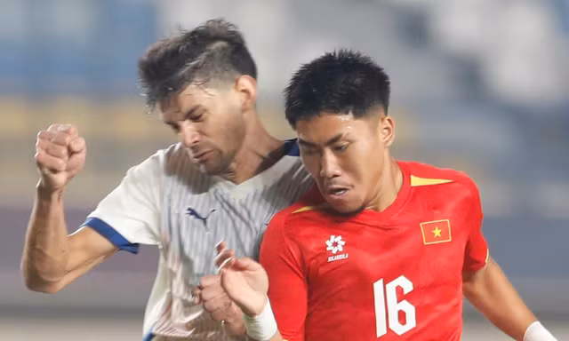Trực tiếp Việt Nam vs Malaysia, 16h00 ngày 5/10: Williams Minh Hoàng, Ngô Đăng Khoa đá chính