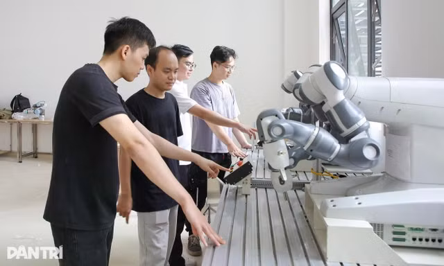 Đề xuất: Học viên thạc sĩ nhận học bổng Chính phủ không làm việc toàn thời gian