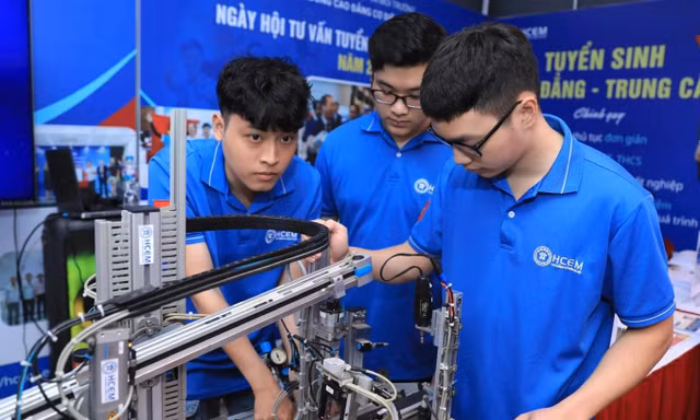 Dự kiến cho phép học nghề ngay tại doanh nghiệp