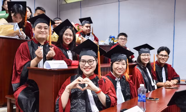 734 người được cử đi học tiến sĩ ở nước ngoài bằng ngân sách nhà nước năm học 2025 - 2026