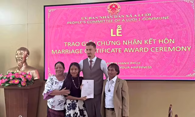 Sau thời gian dài tìm hiểu, cặp đôi quyết định gắn kết bên nhau 