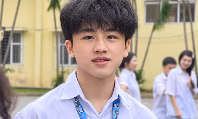 Nam sinh người Tày hai năm liền đoạt giải Nhất Tin học Hà Nội, năm lớp 12 đạt 20/20 điểm