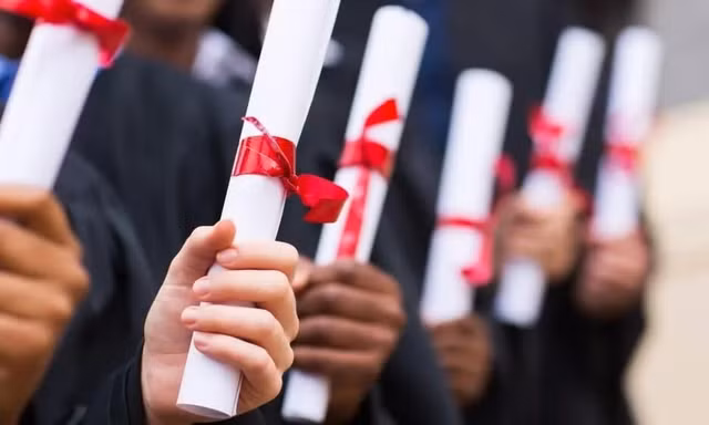 Phát hiện ứng viên mua bằng giả để gia nhập Đoàn luật sư Campuchia