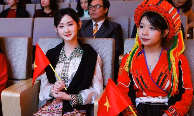 Hơn 5.400 sinh viên dân tộc thiểu số tham gia lớp học trí tuệ nhân tạo