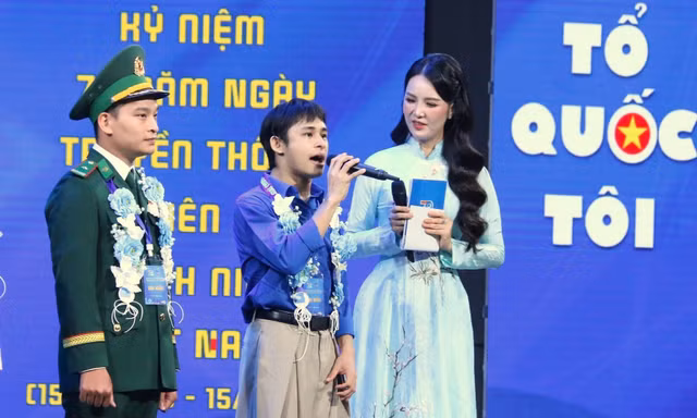 Chàng trai mắc hội chứng Tics trở thành nhà sáng tạo nội dung triệu view, được vinh danh Thanh niên sống đẹp 2026