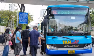 Hà Nội miễn phí vé xe buýt và đường sắt đô thị dịp Tết Nguyên đán