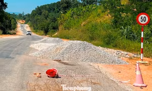 Vừa đưa vào sử dụng, đường tránh trung tâm Cao Bằng đã nham nhở ổ gà