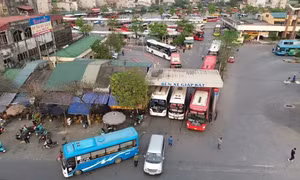 Hà Nội yêu cầu kiểm tra việc doanh nghiệp vận tải tăng giá cước đến 50%