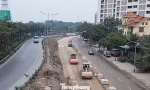 Thực trạng công trường đục thông Ngõ 15 nối đường Ngọc Hồi với cao tốc Pháp Vân - Cầu Giẽ