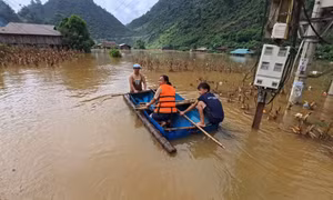 Hơn 20 tuyến đường tỉnh Cao Bằng bị ngập nước