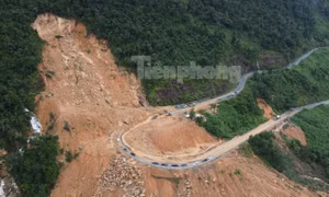 Sạt lở trên đèo nối Nha Trang - Đà Lạt sẽ được khắc phục trước Tết Nguyên đán