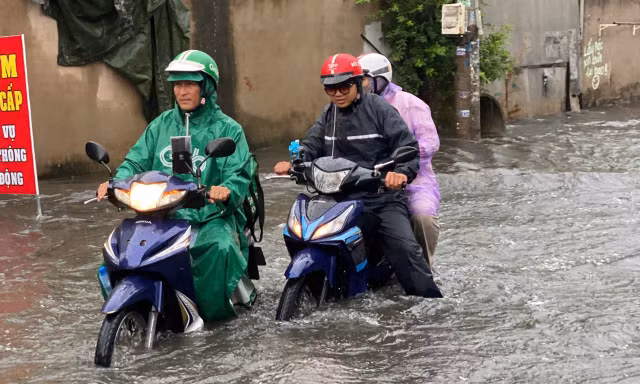 Triều cường ở TPHCM sắp đạt đỉnh 