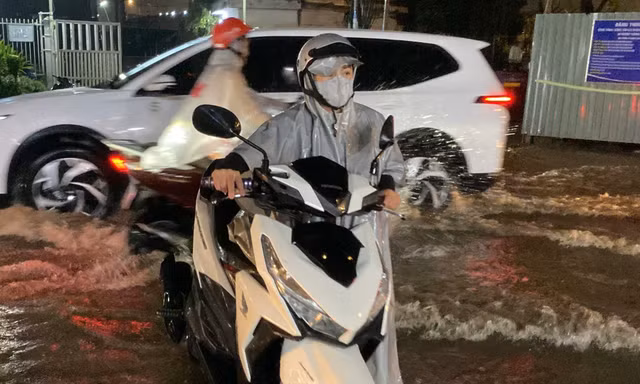 TPHCM đặt mục tiêu xóa sổ 3 điểm ngập nặng