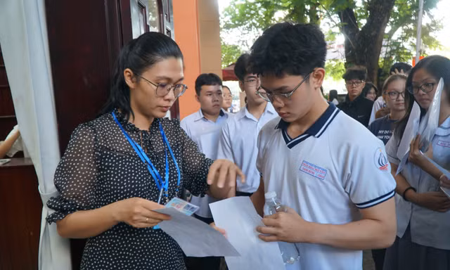 Sắp gợi ý giải đề thi Ngữ văn cho hơn 1,2 triệu sĩ tử