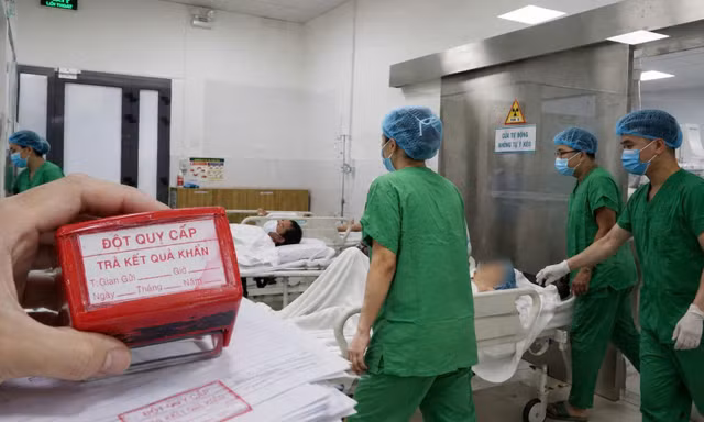 Bí mật sau 'dấu mộc đỏ' ở trung tâm điều trị đột quỵ lớn nhất nhì phía Nam