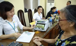 Đề xuất hạ độ tuổi hưởng trợ cấp hưu trí xã hội xuống 70 tuổi và thấp hơn