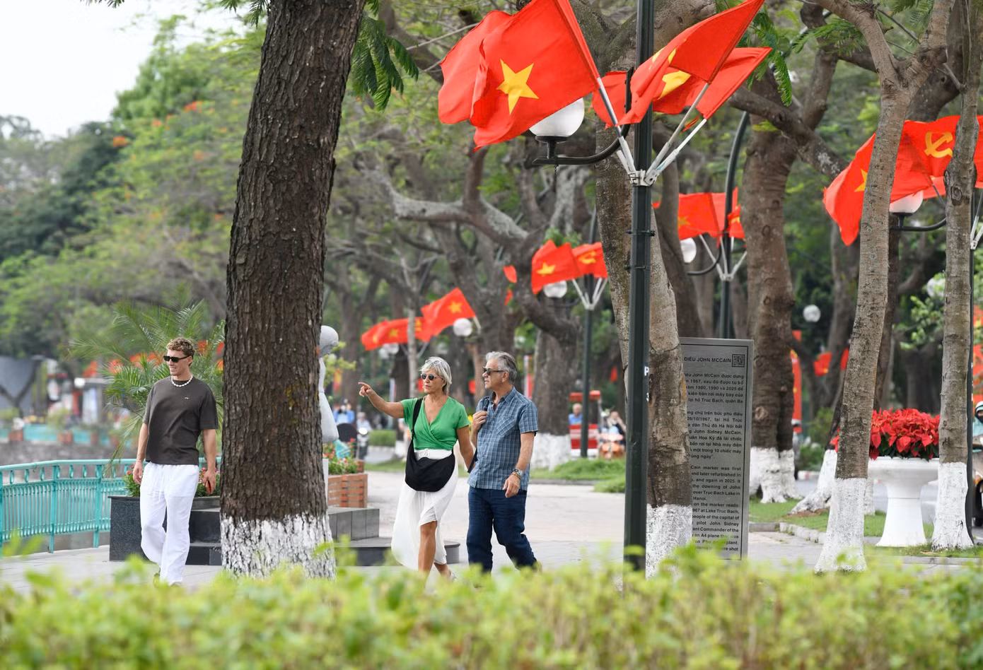 bo-sung-anh-1.jpg