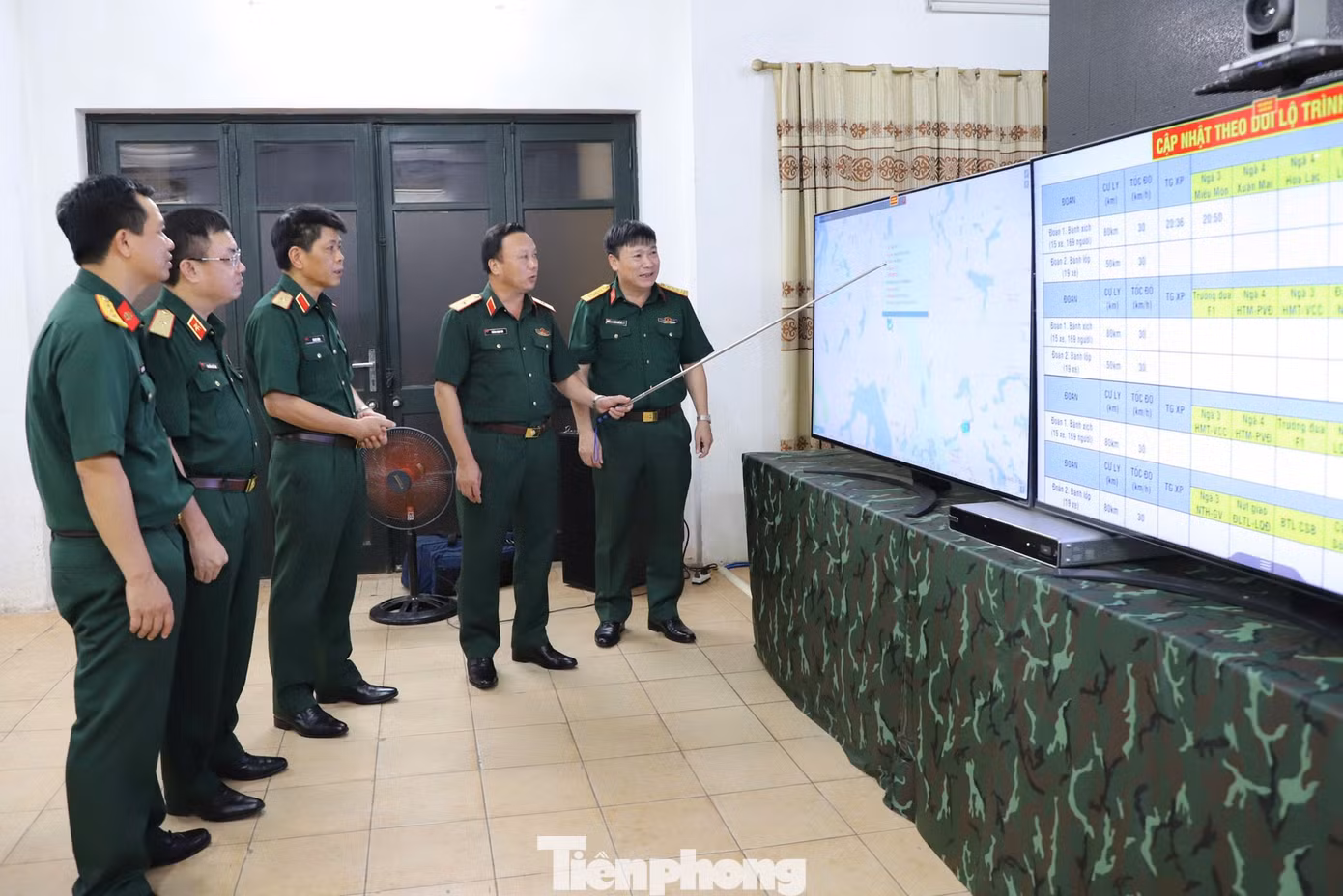 tp-cua-thep-anh-11.jpg